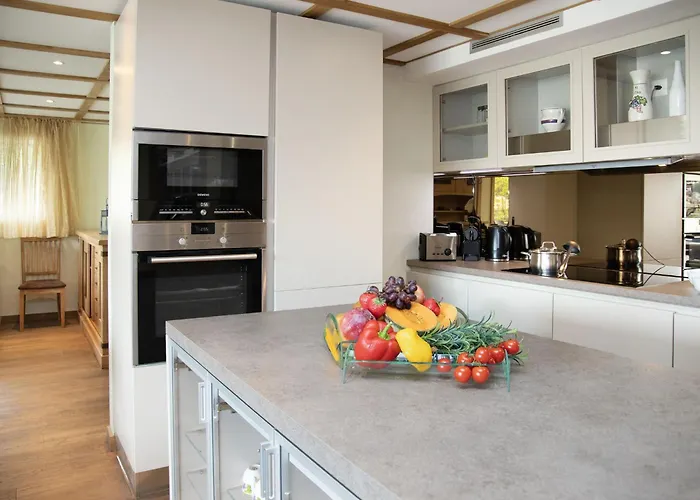 Daire Chesa Piz Mezdi - St- Moritz By Interhome