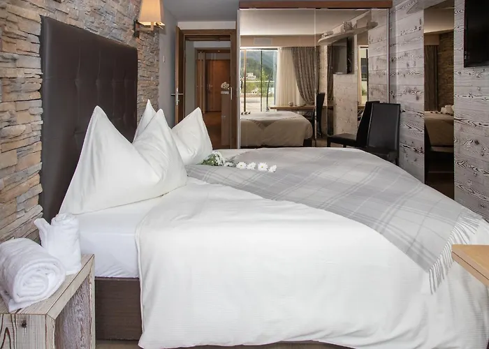 Chesa Piz Mezdi - St- Moritz By Interhome Saint-Moritz